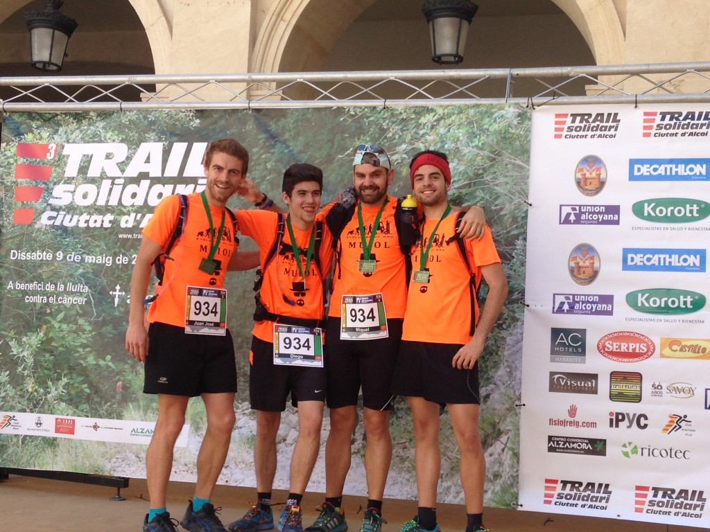 los alumnos del MUIOL quedan en 1ª posición de equipos en el Trail solidari Ciutat d'Alcoi