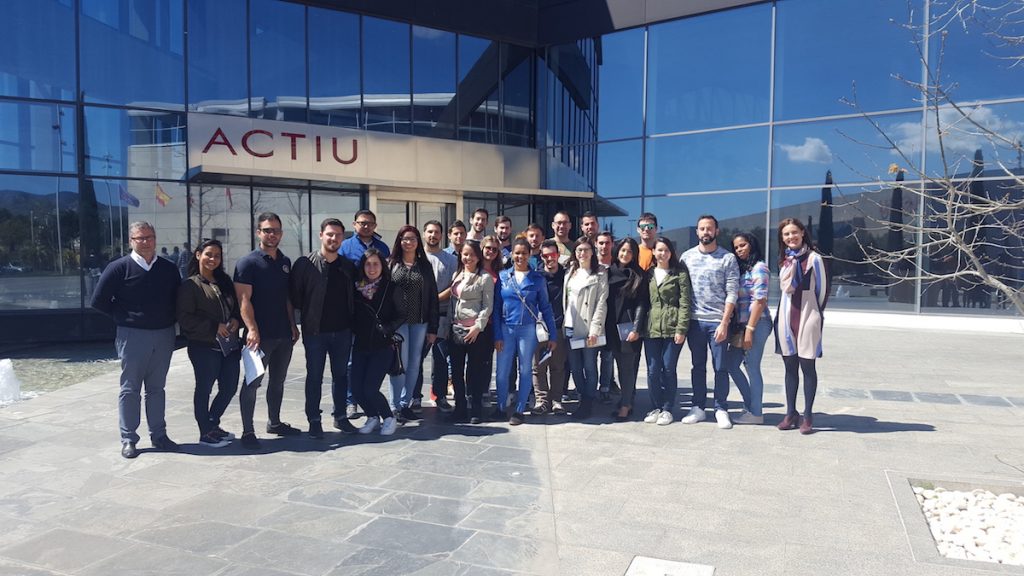 los alumnos del MUIOL visitan ACTIU