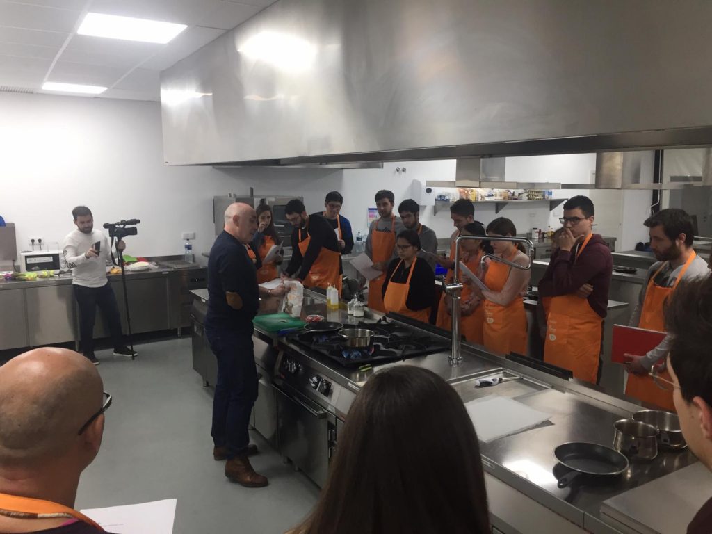El MUIOL-UPV organiza su propio 'Masterchef' para ayudar a formar a sus profesionales para empresas